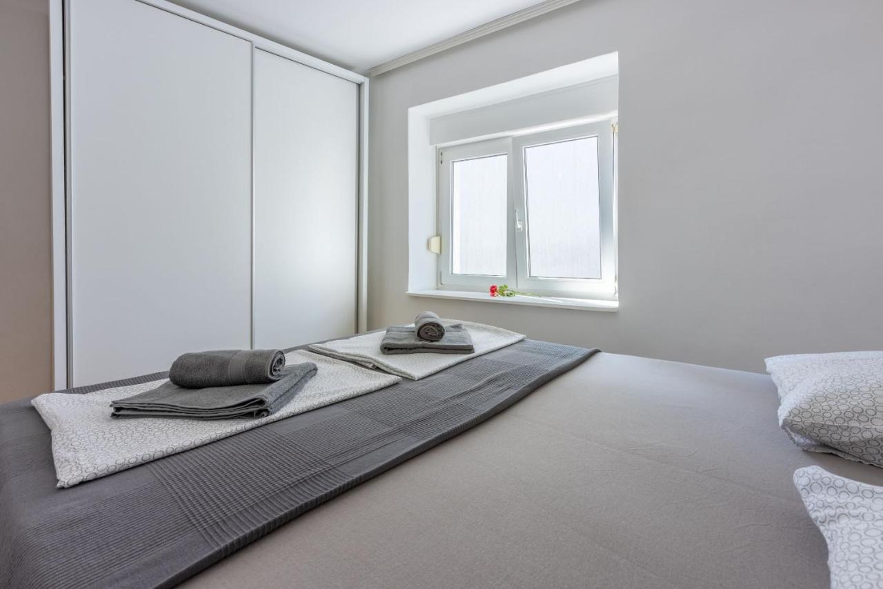 Apartment Robert Crikvenica Εξωτερικό φωτογραφία